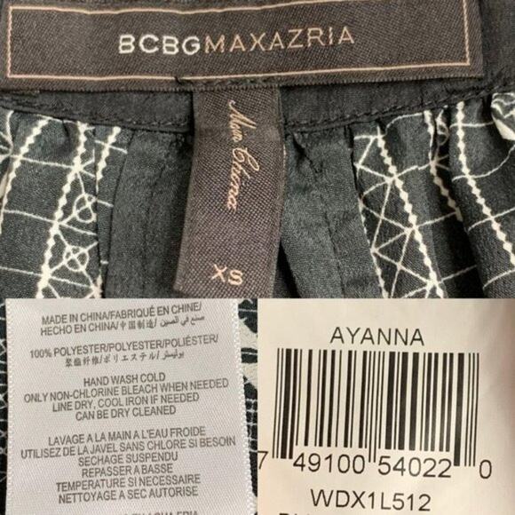 BCBG MaxAzira 'Ayanna' Geometric Print Boho Scarf Blouse Black/White size XS - Picture 10 of 10